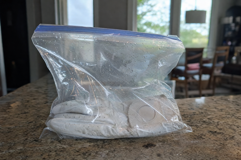 Trick 3 — Seal it in a ziplock